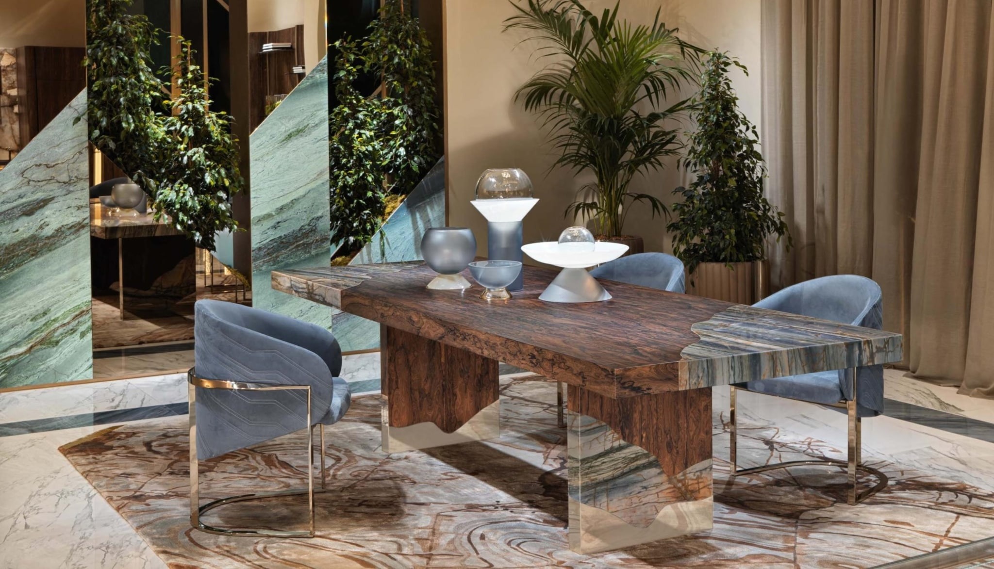 Valiant dining table