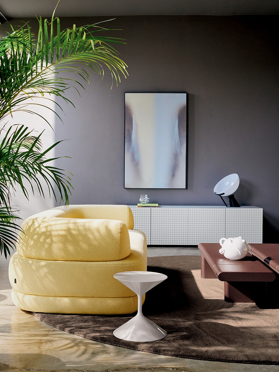 Bumper sofa