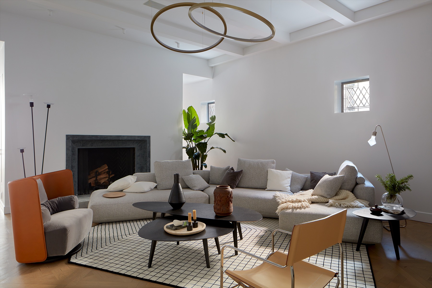 Campiello+ Swivel Armchair