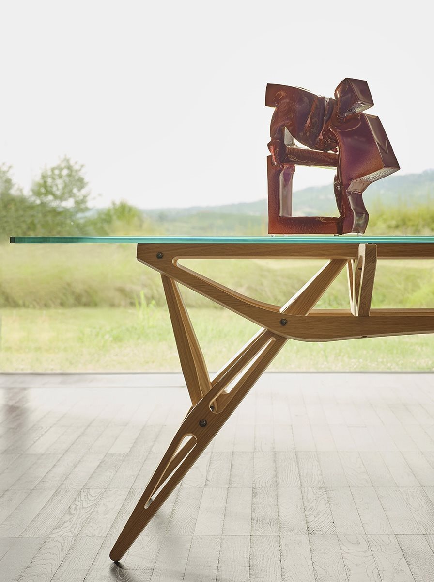 Reale CM Modern Table