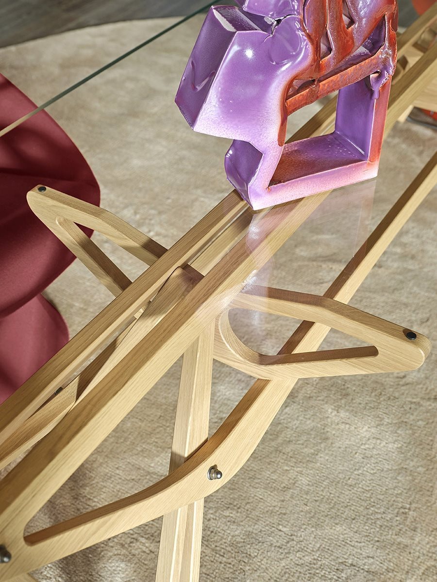 Reale CM Modern Table
