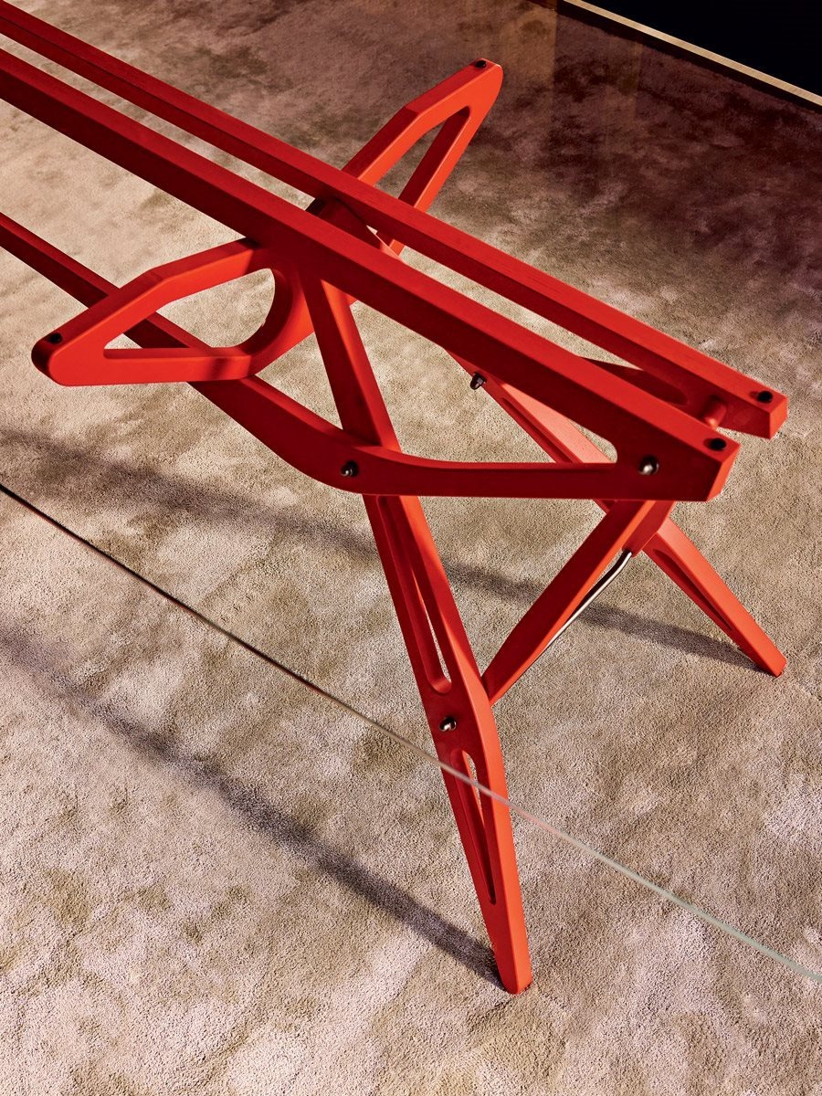 Reale CM Modern Table