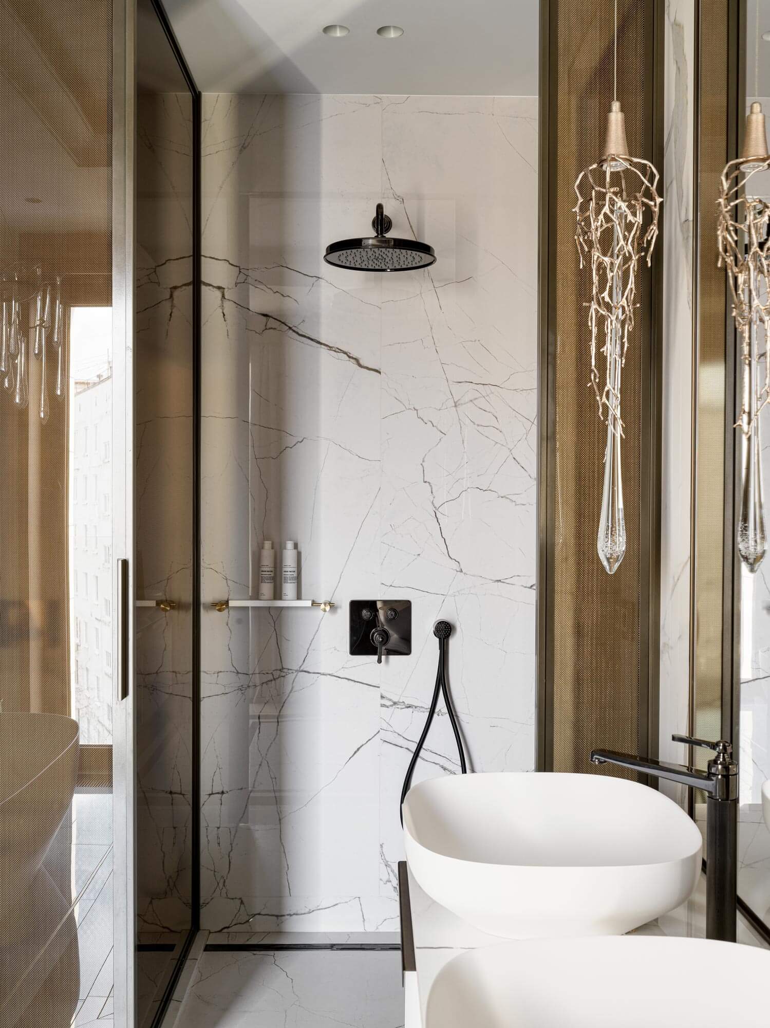 Suspension Liquid Drip Recessed Single