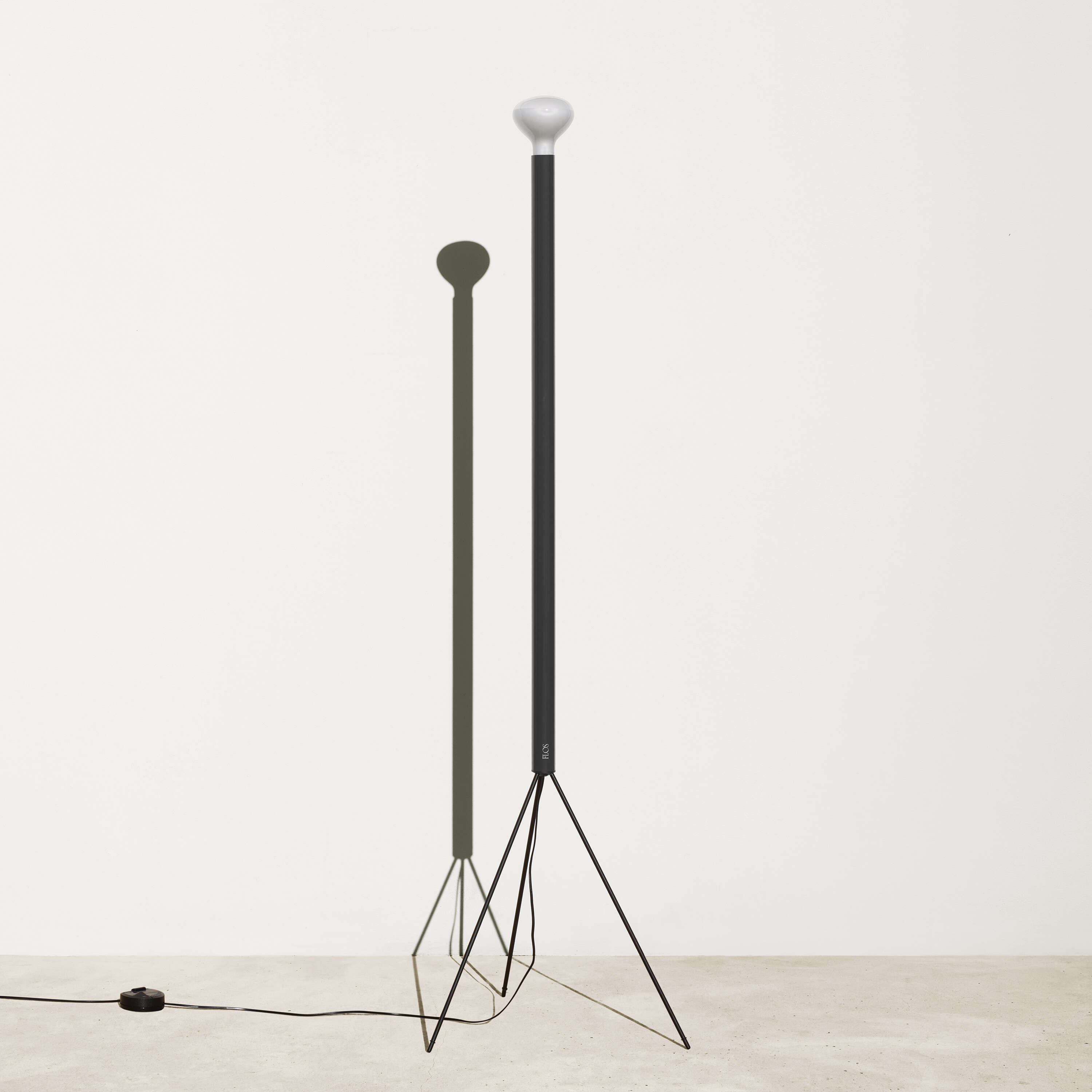 Floor lamp Luminator