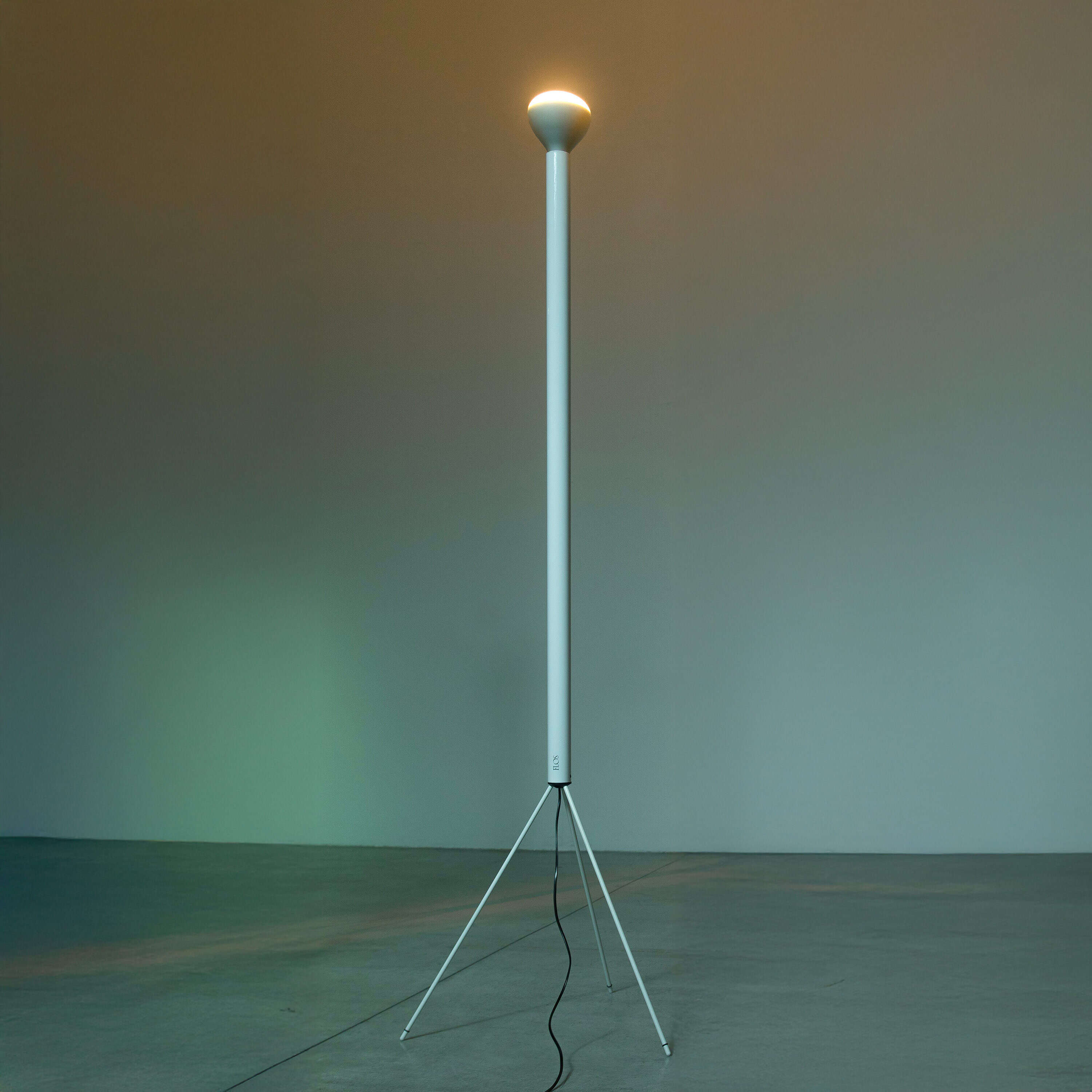 Floor lamp Luminator