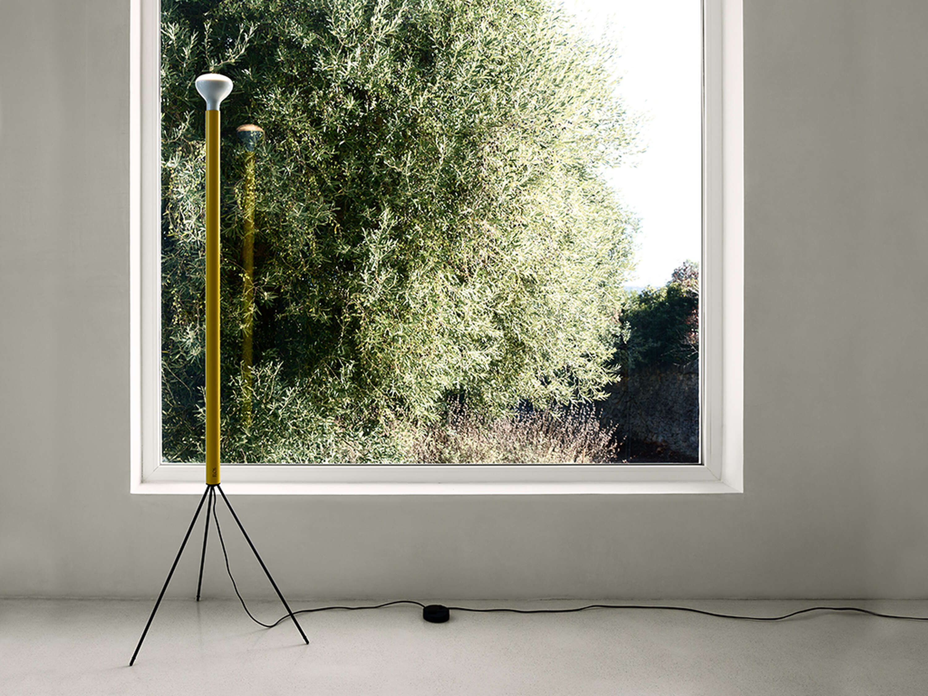 Floor lamp Luminator