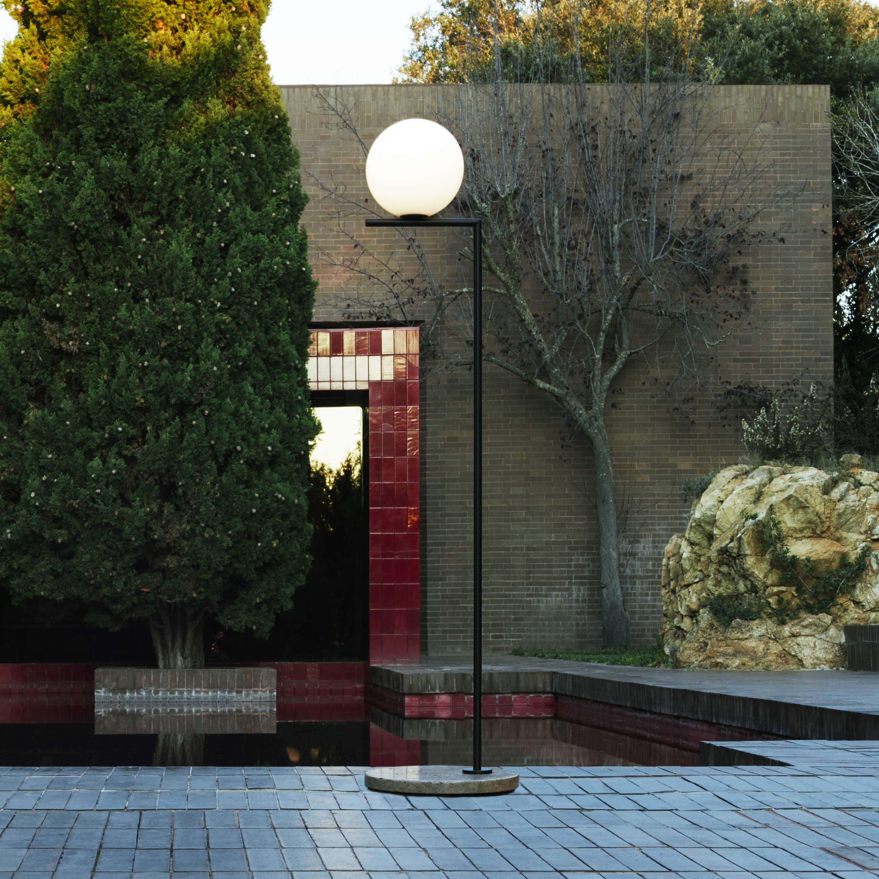 Floor Lamp IC F1 Outdoor H 1350 mm