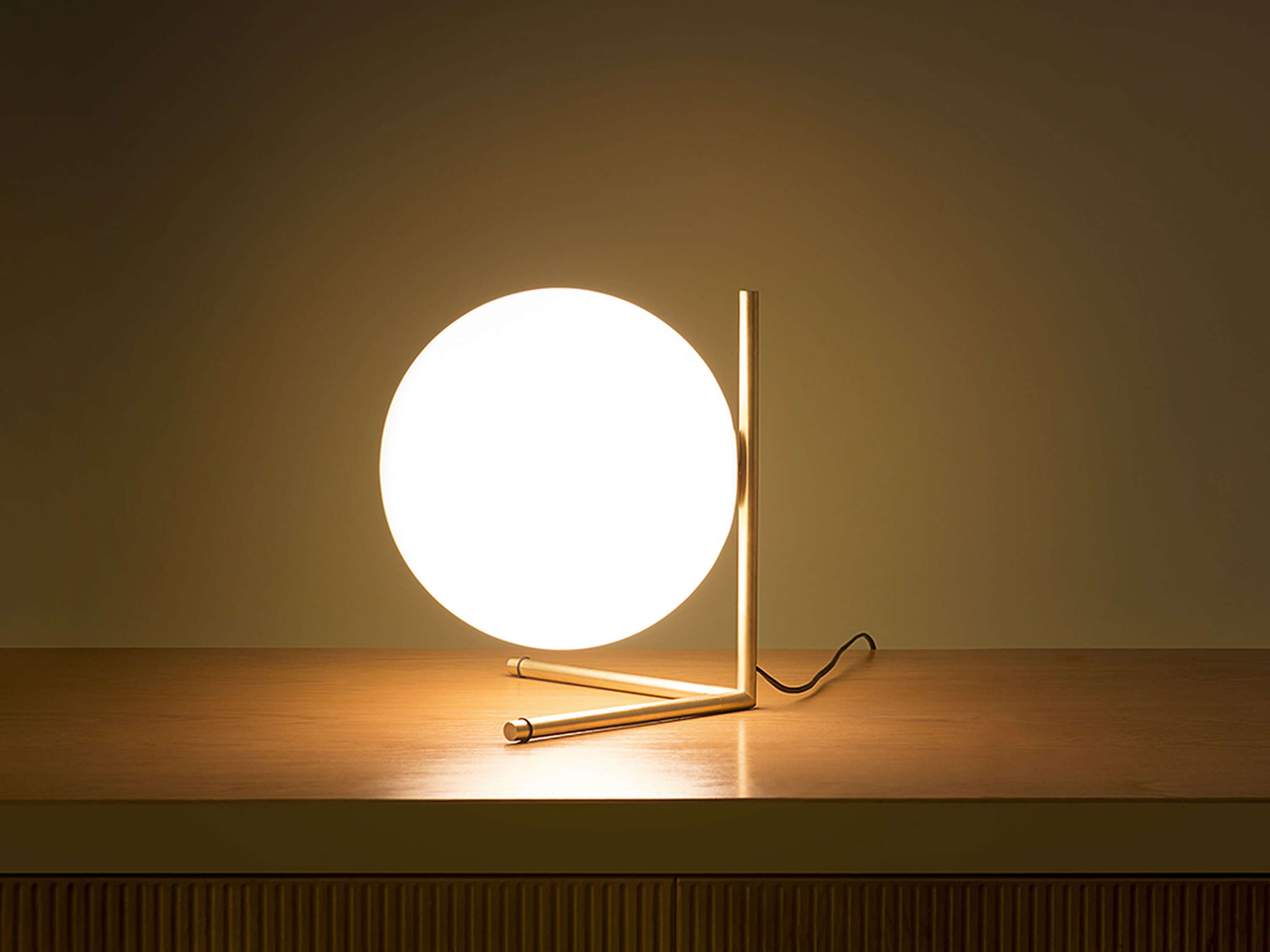 Table Lamp IC Lights T2