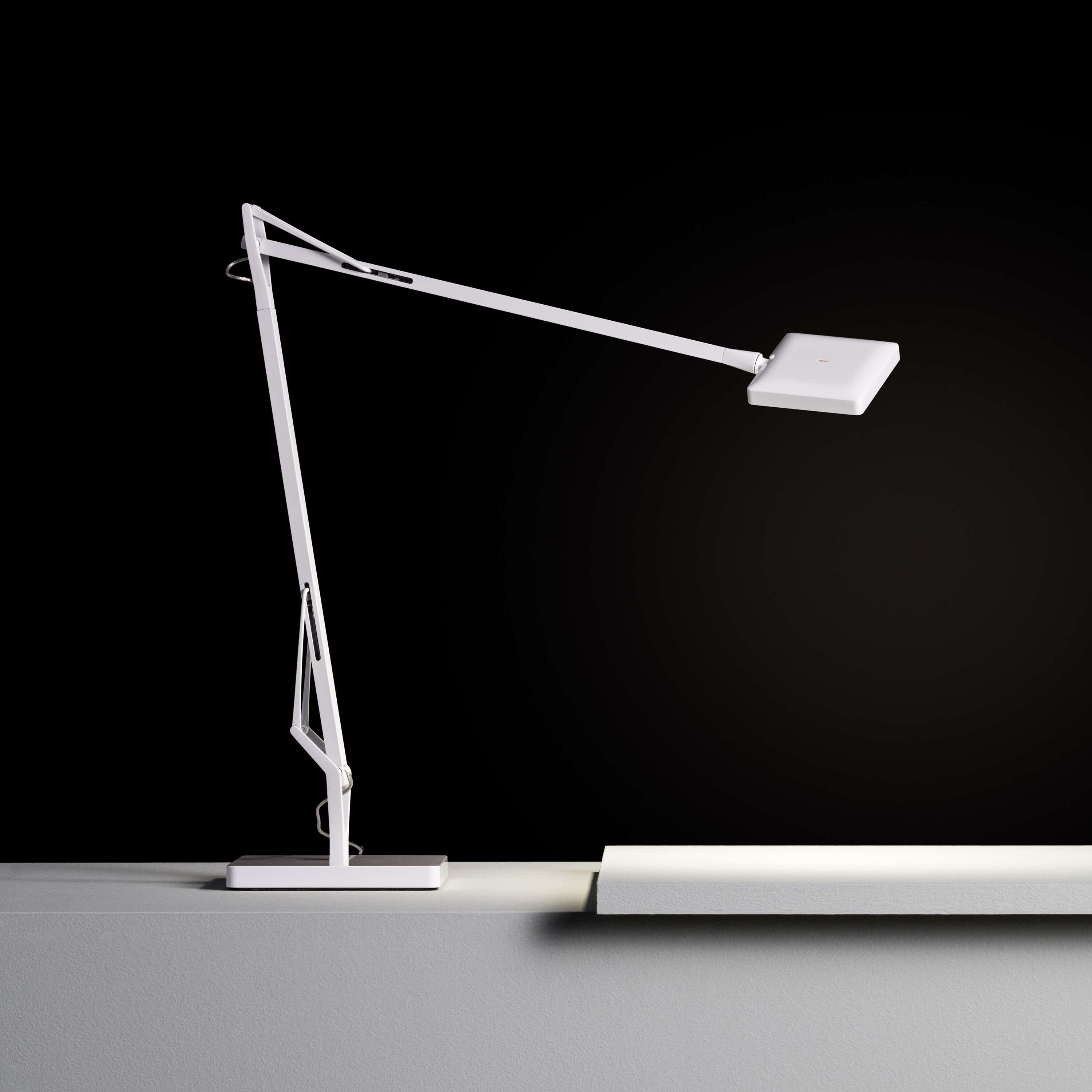 Table Lamp Kelvin Edge Base