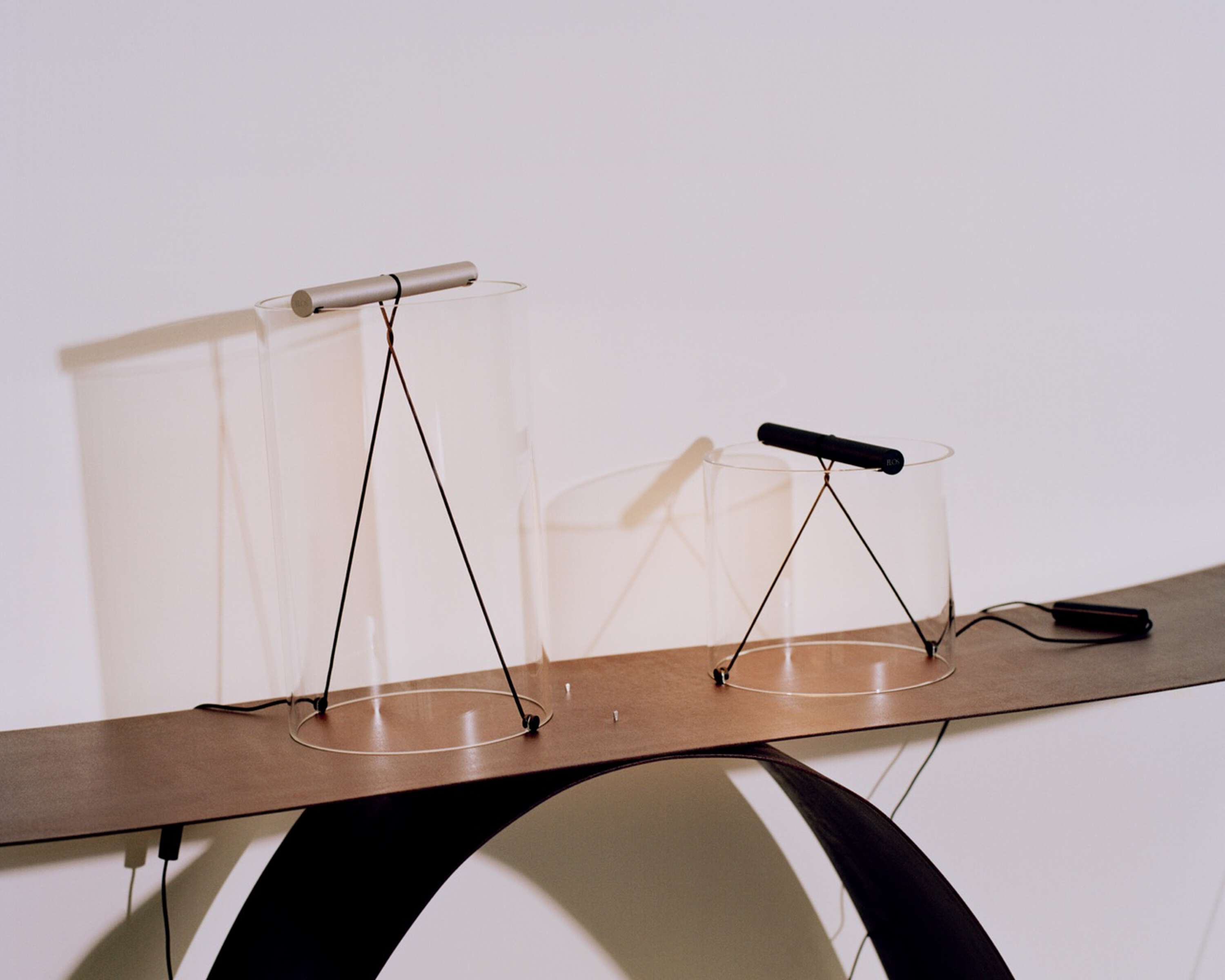 Table Lamp To-Tie T1