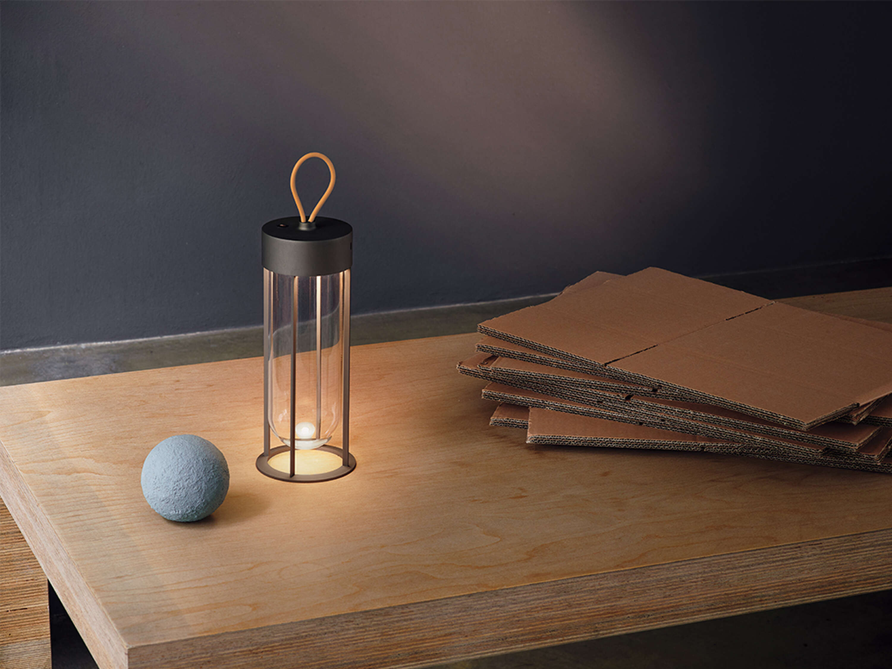 Table Lamp In Vitro Unplugged
