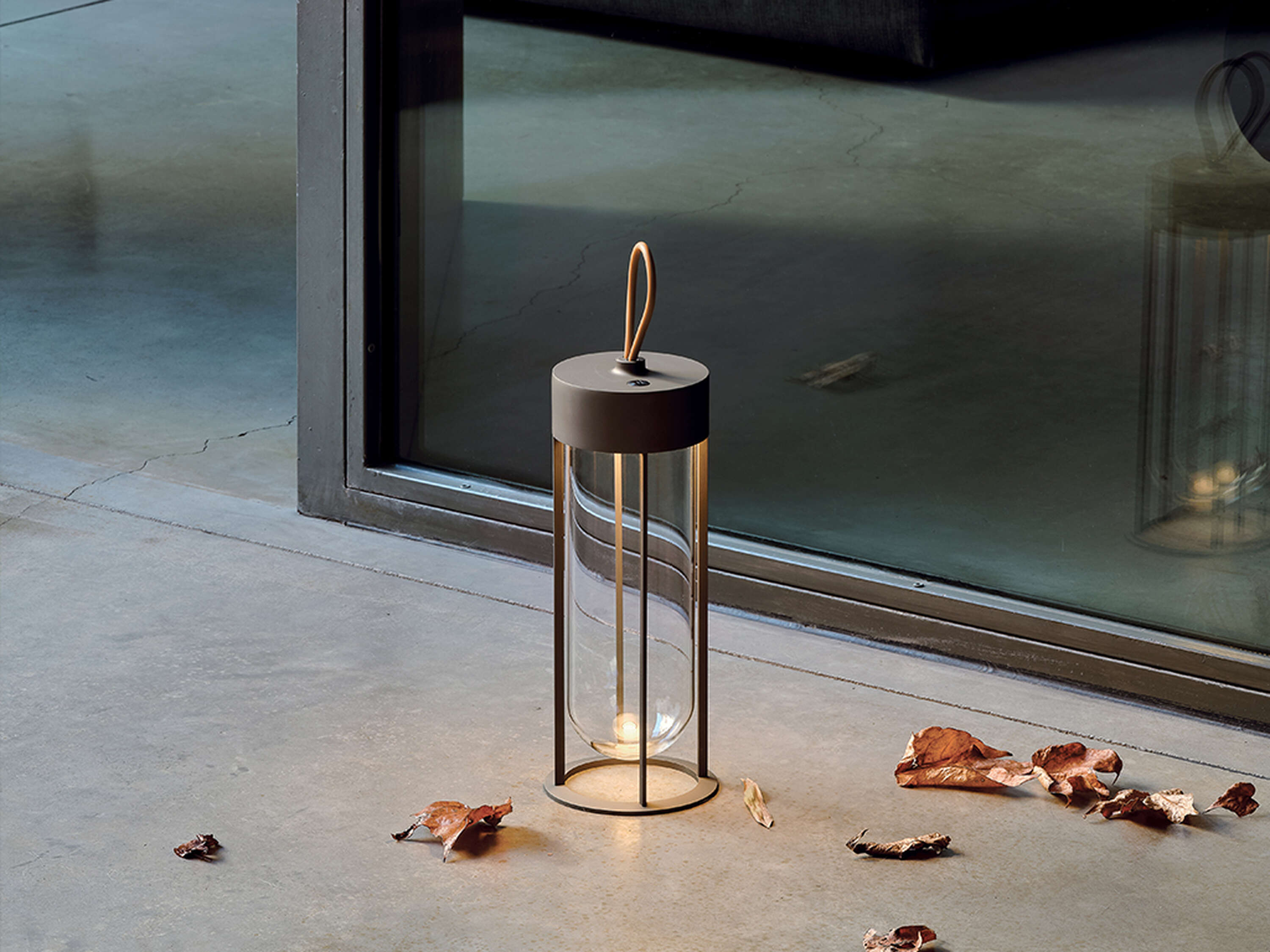 Table Lamp In Vitro Unplugged