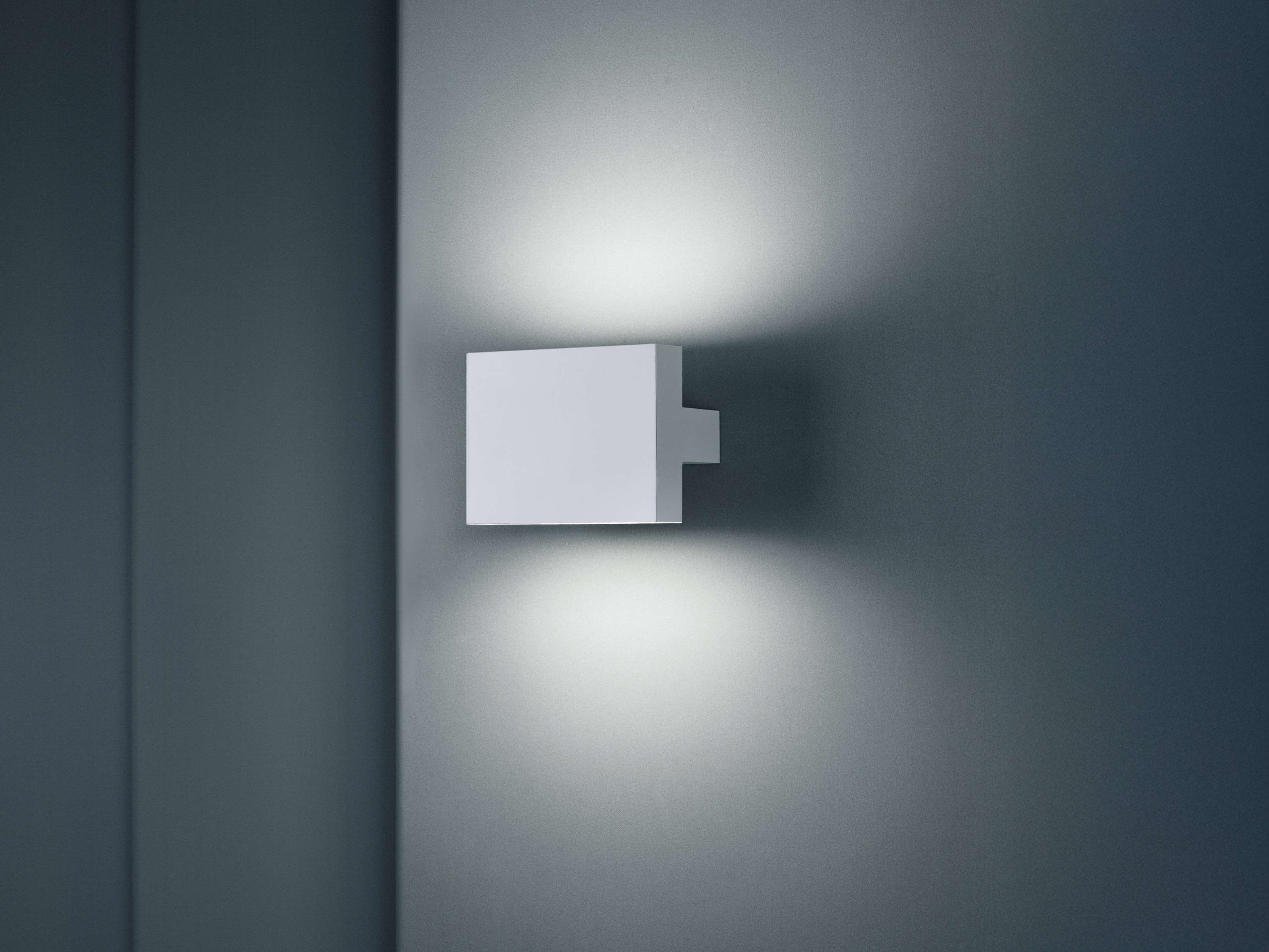 Sconce Tight Light